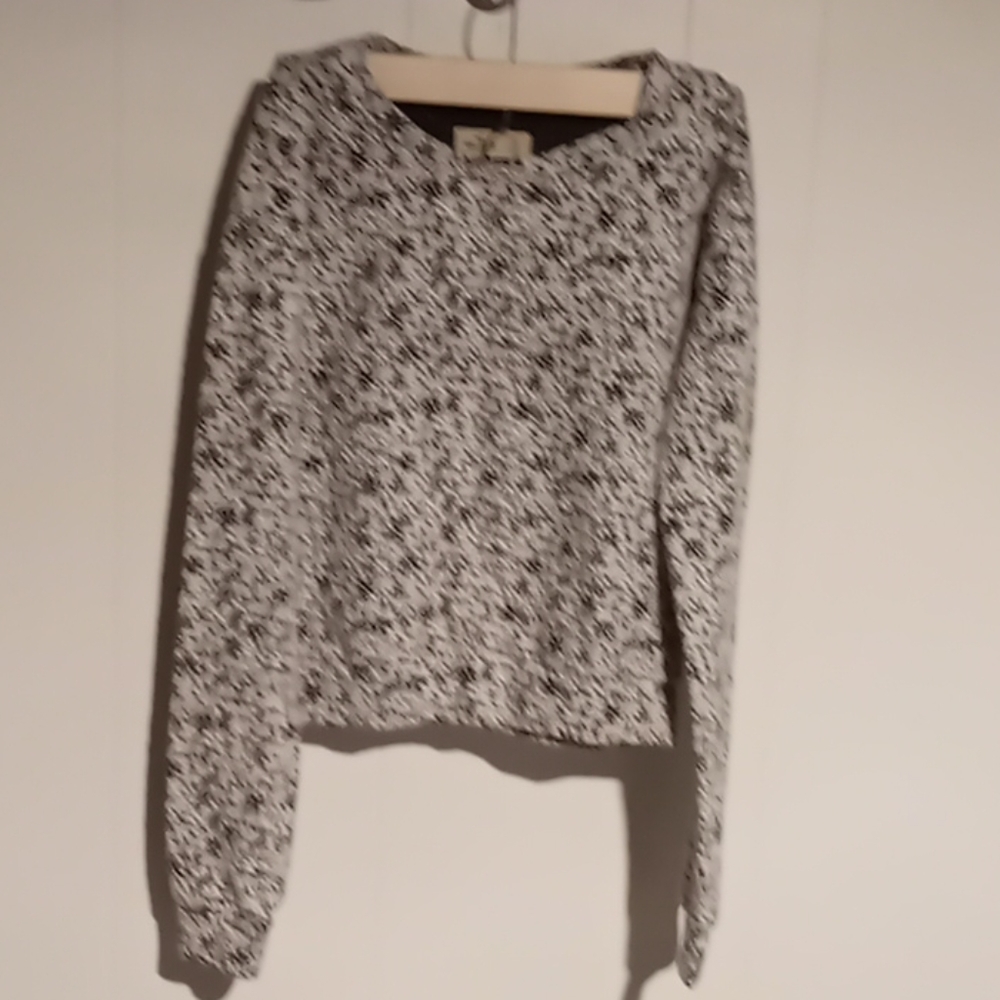 Hollister top